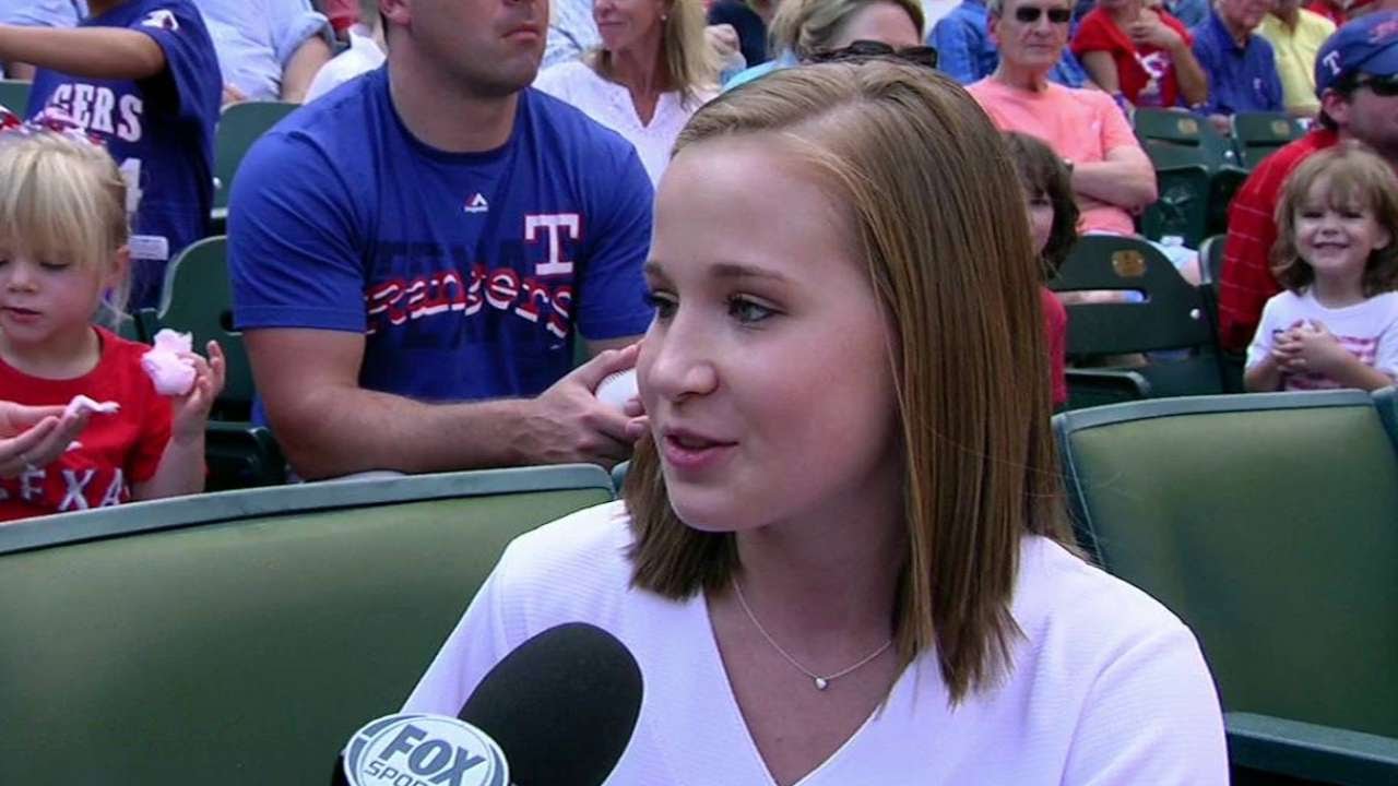 HOU@TEX: Kocian throws out first pitch at Globe Life