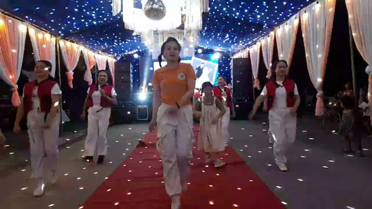 Quây đám cưới