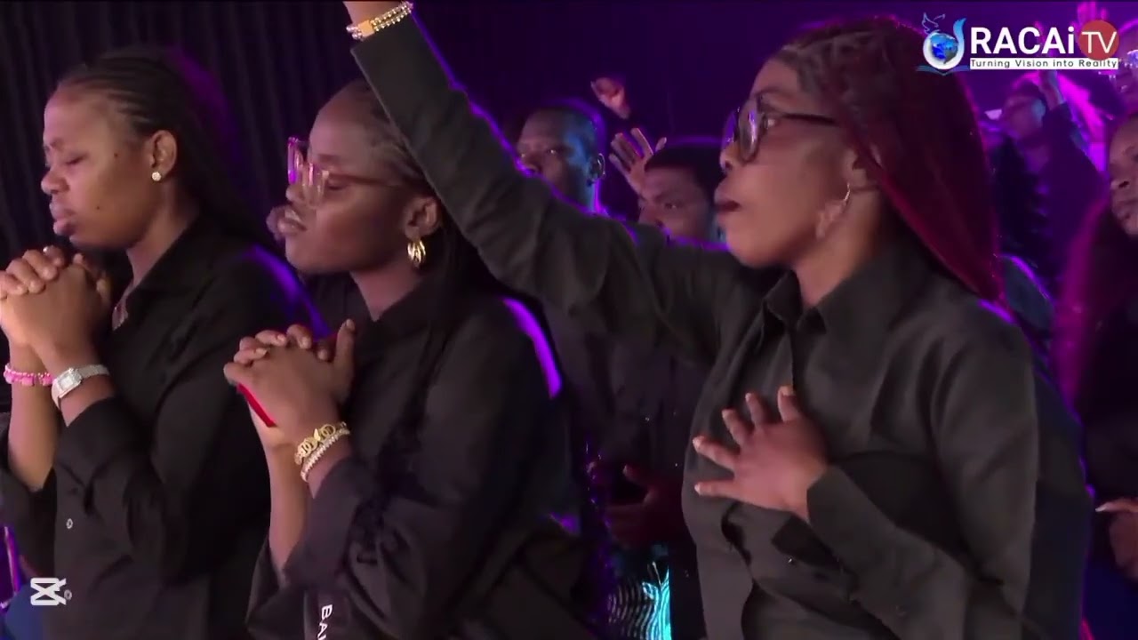 NOT ALONE — Powerful Worship Medley | My Condolence Is, Am At Rest in God