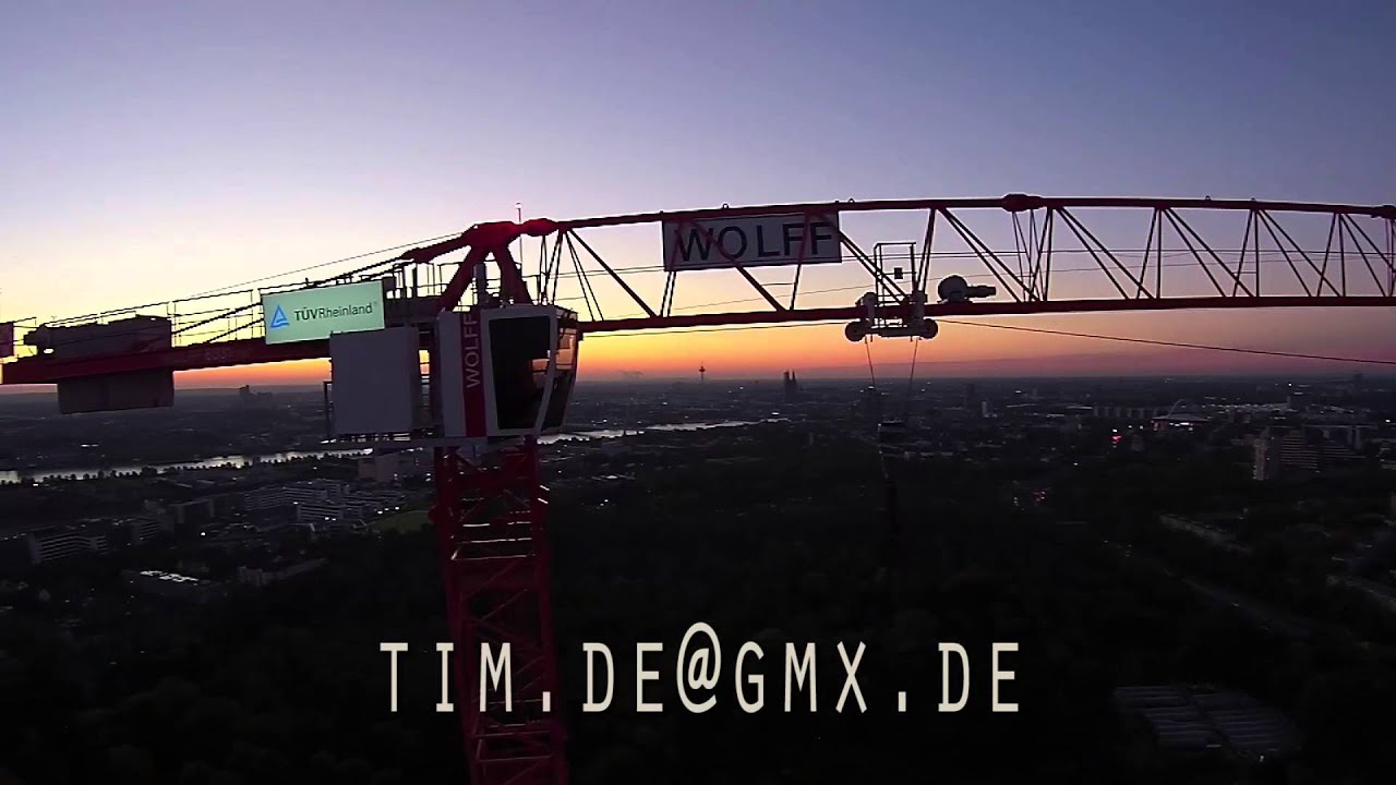 Kran am TÜV-Hochhaus Köln // Drohne Q500 September 2015 // On top!