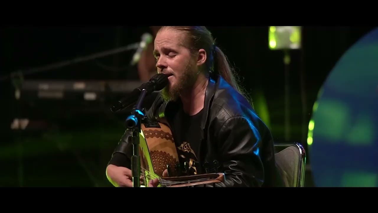DEBU - UWAIS AL QORNI (LIVE)