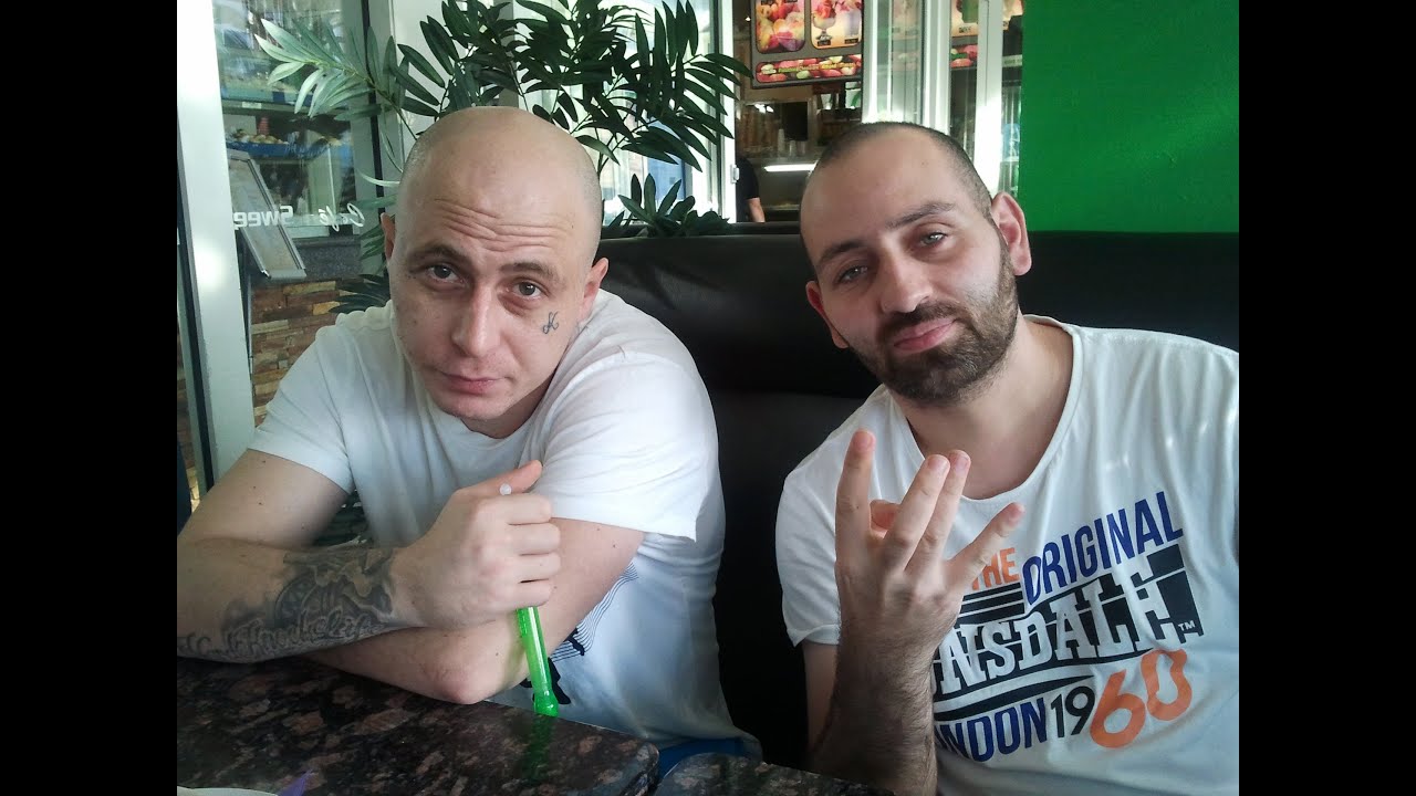 Skeaz Lauren & GThug Smoking Argila