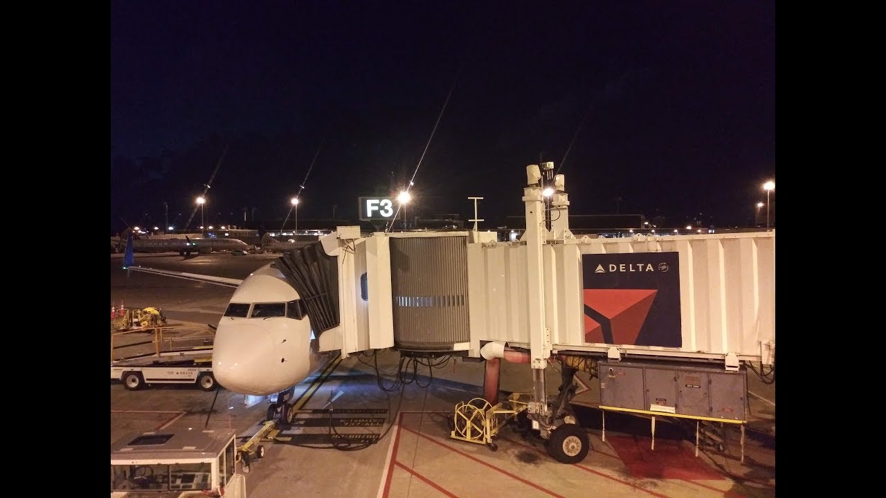 Delta 737-900 | Minneapolis - Seattle | Economy