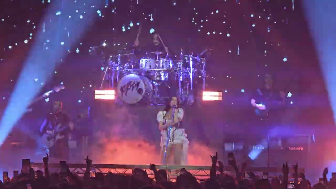 Poppy - The Cost of Giving Up  - Live at SWG3, Glasgow, 4th March 2026