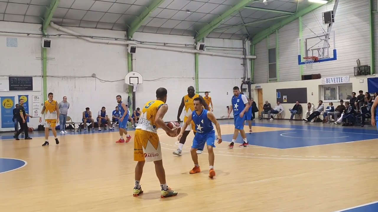 Seniors R3 Use vs Haute provence 3e Q-T