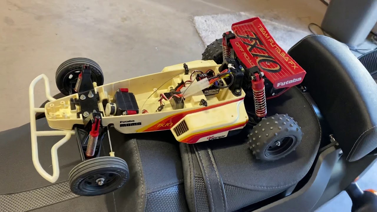 Futaba FX10 Basher intro