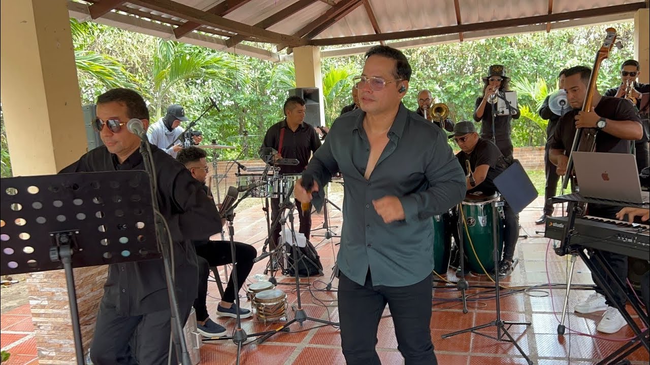 Sonido Bestial(cover) #salsa #barranquillacity #musica #colombia #compartir #mixpro#mix #mixtape 