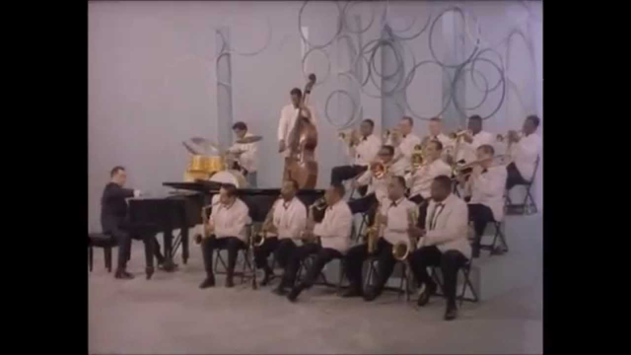 Duke Ellington and His Orchestra - Kinda Dukish (Goodyear 1962) [official HQ video]