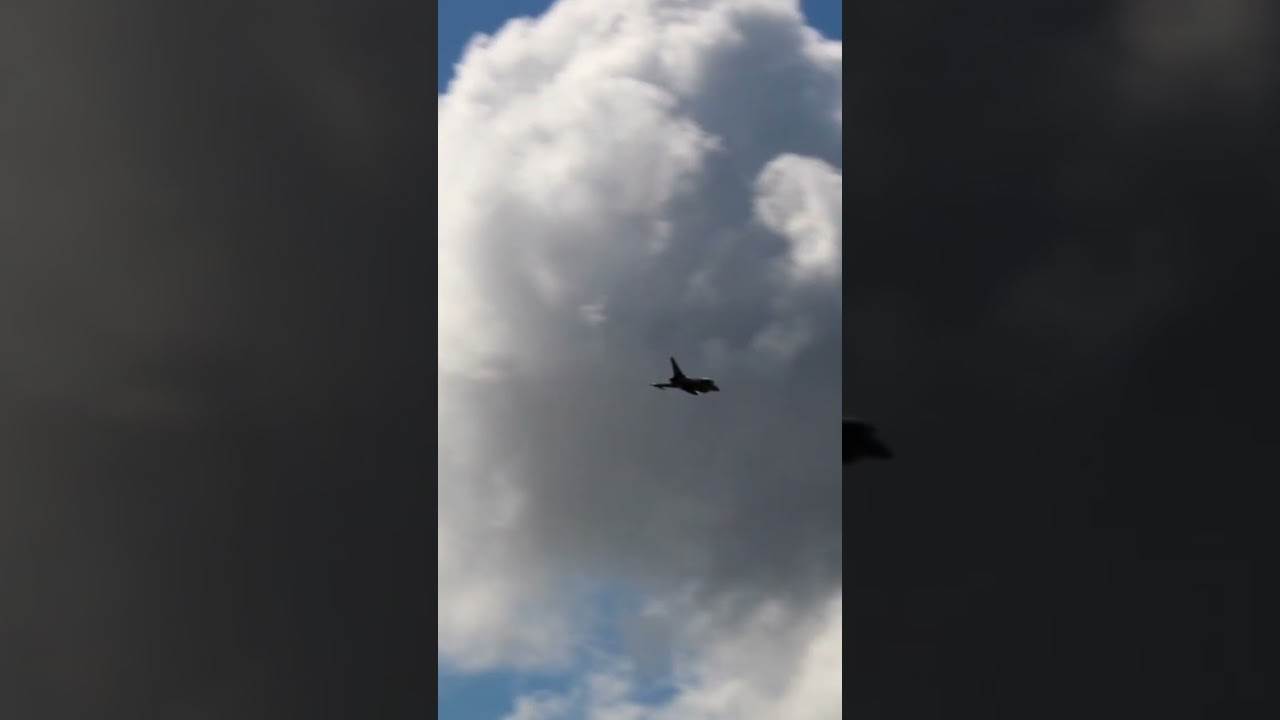 Mach 👀 Typhoon Flyby Roskilde Airshow 2025 #typhoon #roskildeairshow #luftwaffe