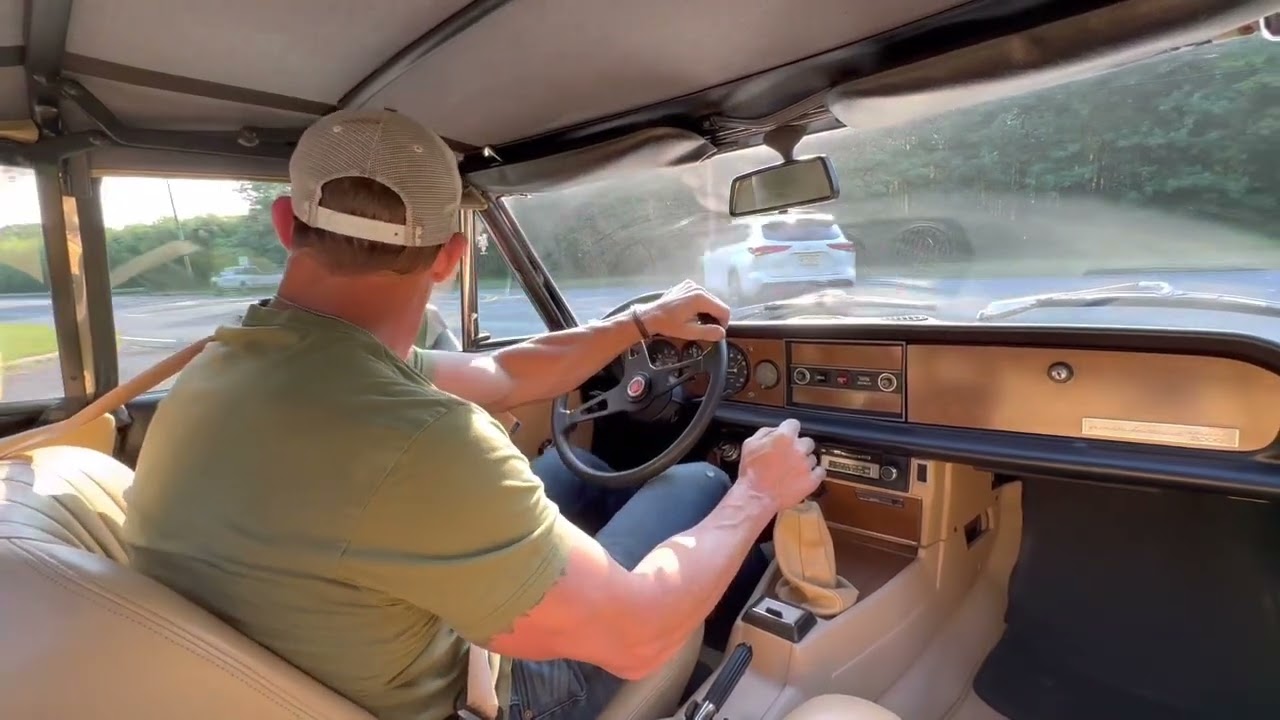 Видео с Fiat 124 Spider 1979 года, пробег 28 тыс. миль, 13 июня 2023 г.