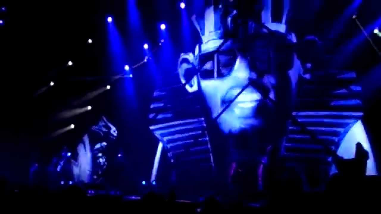 Katy Perry - #PrismaticWorldTour - Dark Horse