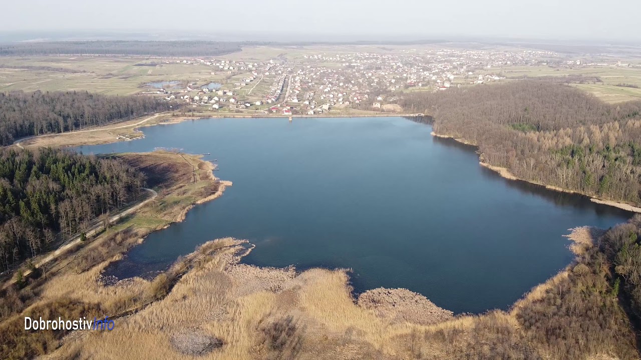 Доброгостівське озеро з висоти