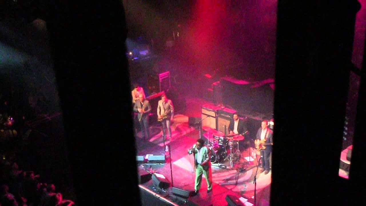 Lee Fields hypes the TTB audience
