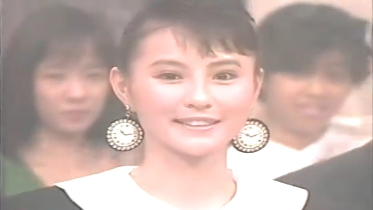 Moon Lee - Guest in a Weird W🤣rld
