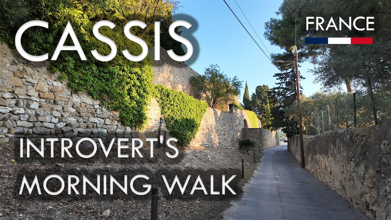 INTROVERT'S MORNING WALK IN CASSIS: FROM MARINA TO PLAGE DU CORTON