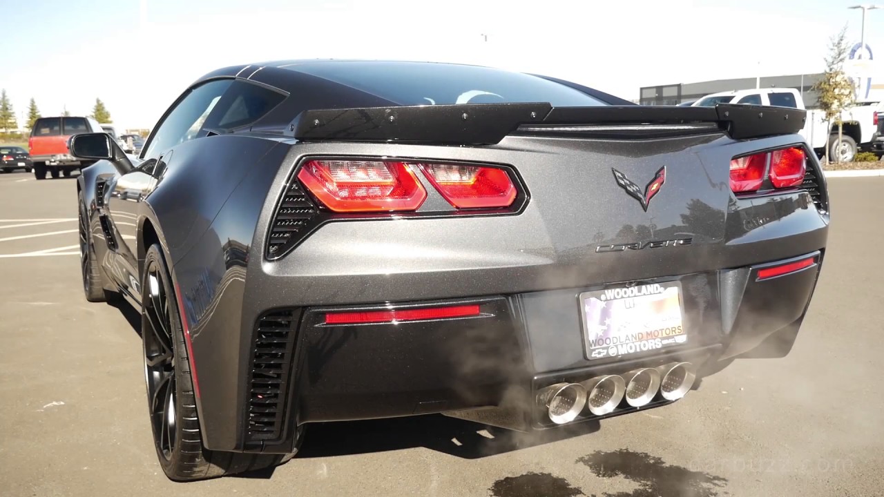 2017 Chevrolet Corvette Grand Sport UNBOXING Review - The Purist's Corvette?