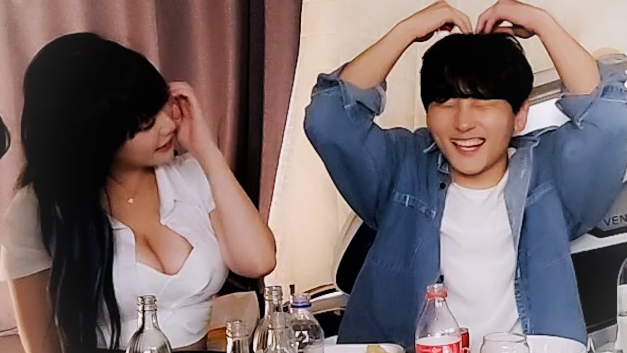 오랜만에 설렘이란 감정을 느끼게 해준 그녀