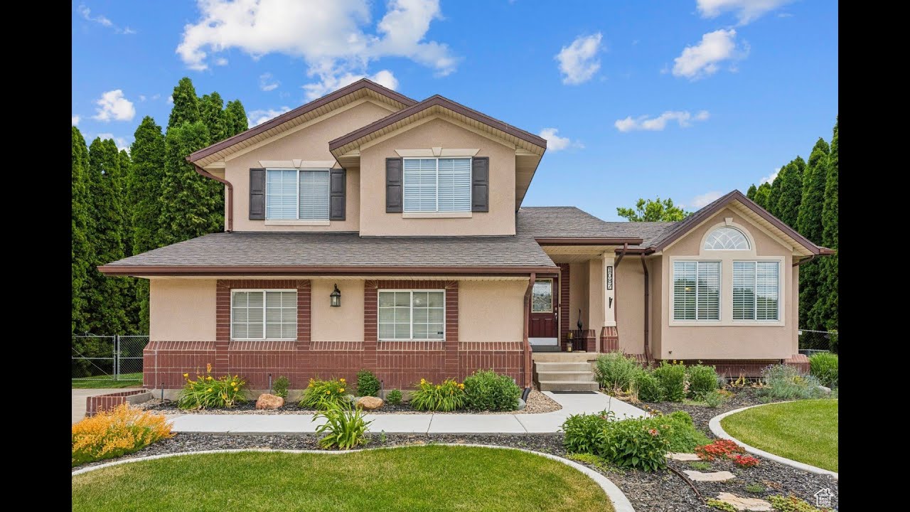 1087 W Barnes Drive Kaysville, UT | ColdwellBankerHomes.com