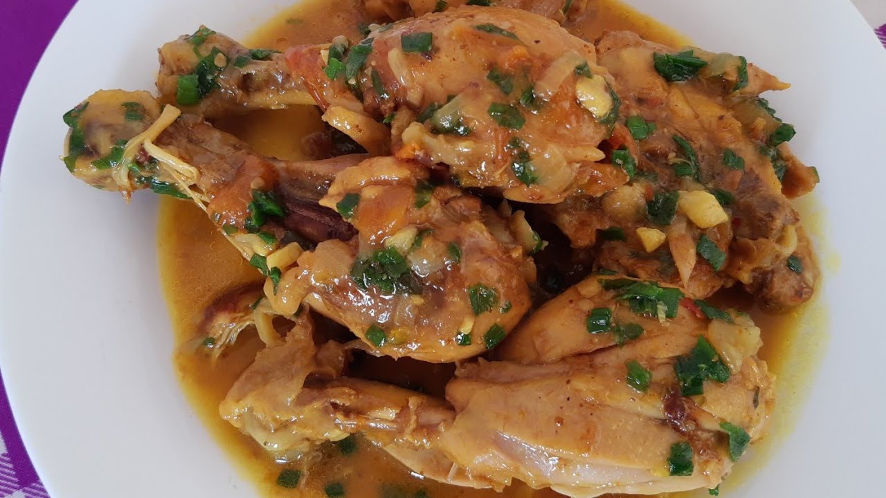 FRANGO  COZIDO COM AÇAFRÃO  RECEITA FÁCIL