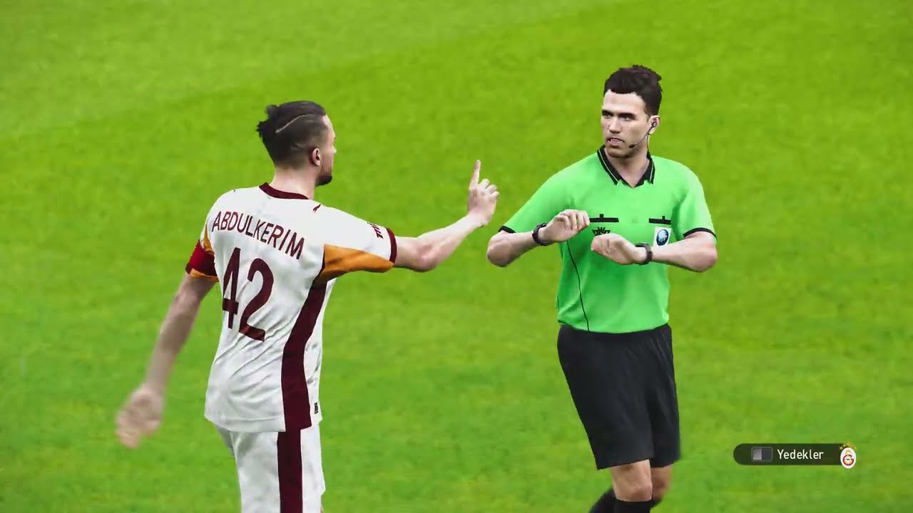 eFootball PES 2021 BVB maçı Osimhen show