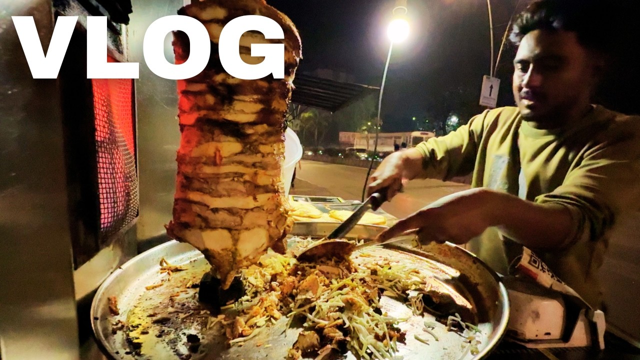Chalo Shawarma Khane | VLog 19