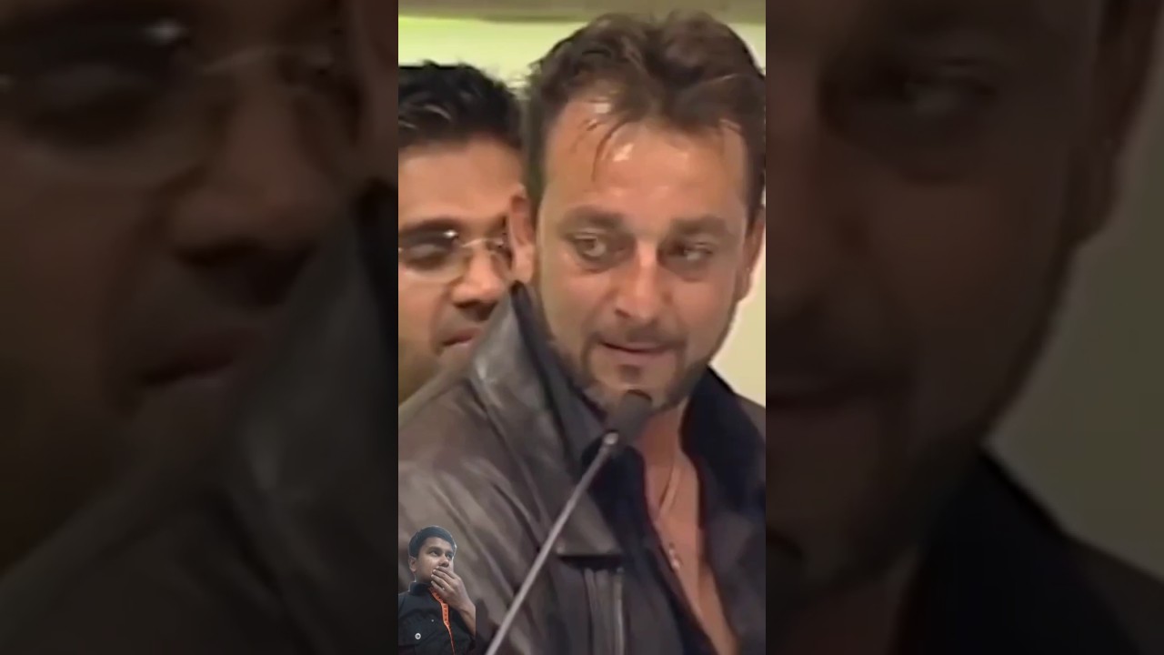 Sanju baba take the award with suniel shetty🔥| Sanjay dutt status| #sanjubaba #bollywood #sanjaydutt