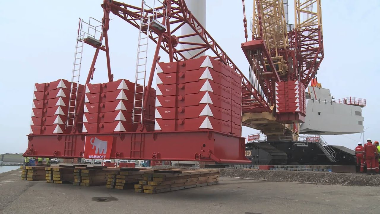 Гусеничный кран Liebherr LR 11350 с системой PowerBoom