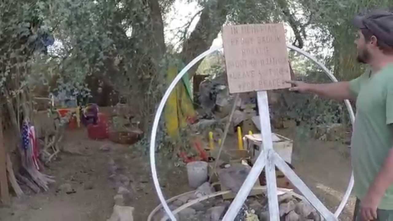 Slab City Library Tour & License Plate Urinal Sword Play