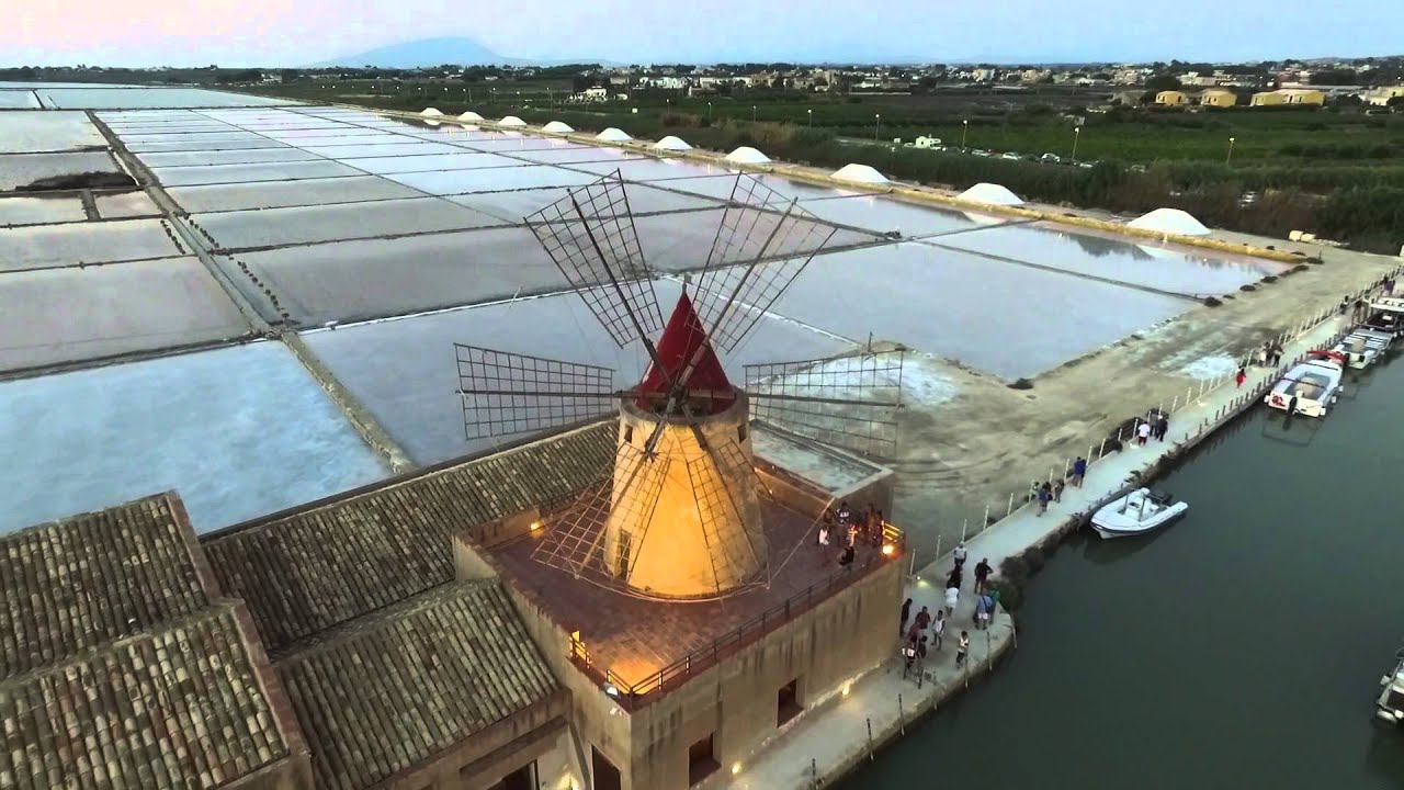 Saline di Marsala e laguna lo Stagnone Marsala (Trapani)