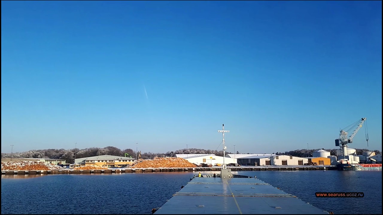 Заход корабля  в порт Сёльвесборг (Швеция), швартовка. 2 апреля. Port of S&ouml;lvesborg Sweden.