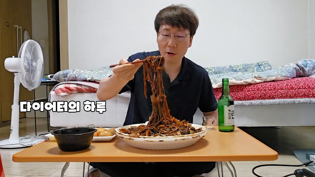 맛있는 거에 한잔하는 맛에 사는 거죠