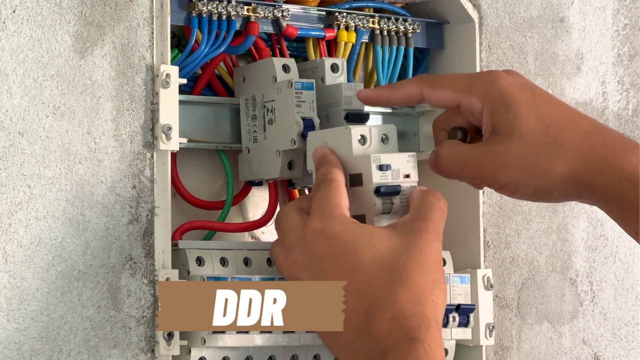Aparelho anti choque para rede elétrica