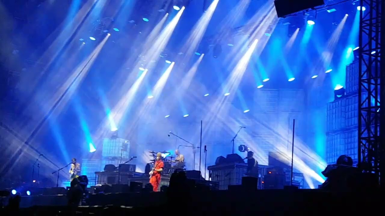 Biffy Clyro Black Chandelier Live 16 June 2019 Isle Of Wight Festival