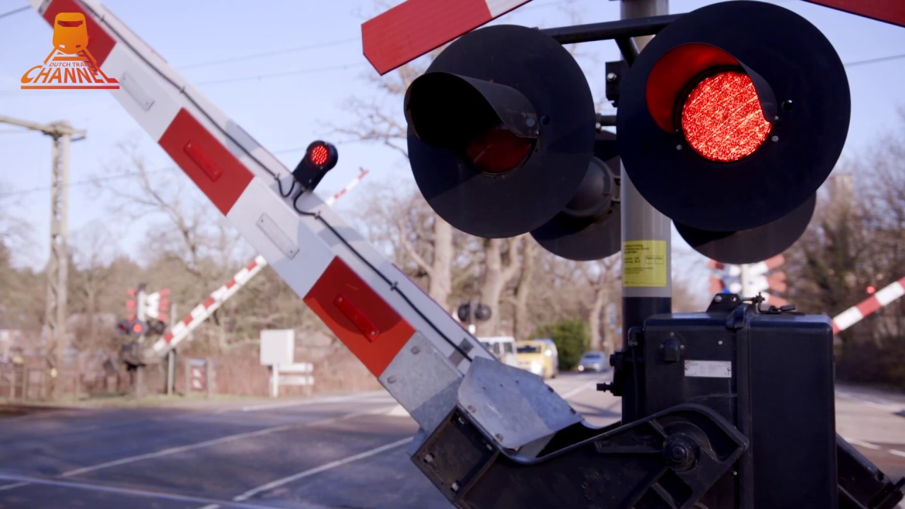 DUTCH RAILROAD CROSSING - Maarsbergen - Woudenbergseweg
