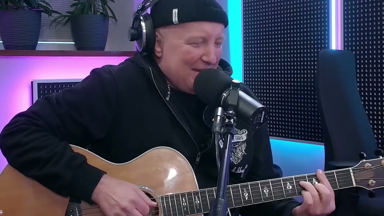 Śmiał się dziadek - Piotr Bukartyk, Poranna Manna 06.03.2026, Radio Nowy Świat