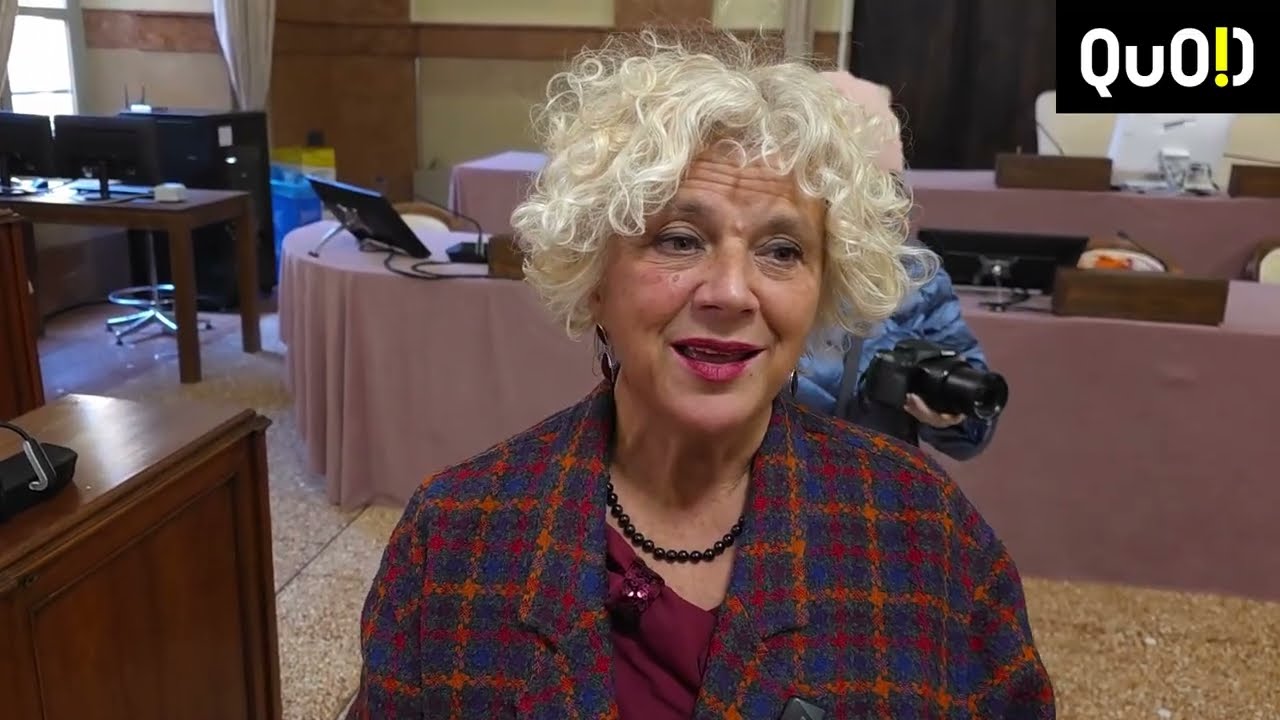 Il Festival dei linguaggi - la presidente di Università Aperta Sandra Zanardi