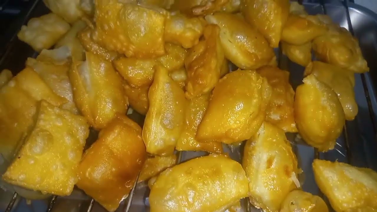 #بقلاوة الغلابة بمكونات من البيت | مخدات الهوا ولا أسهل ولا أطعم 😋