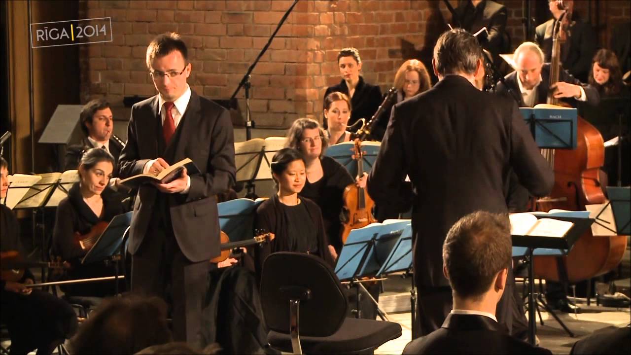 J.S.Bach: Sehet, Jesus hat die Hand (from: BWV 244) - David Erler (live)