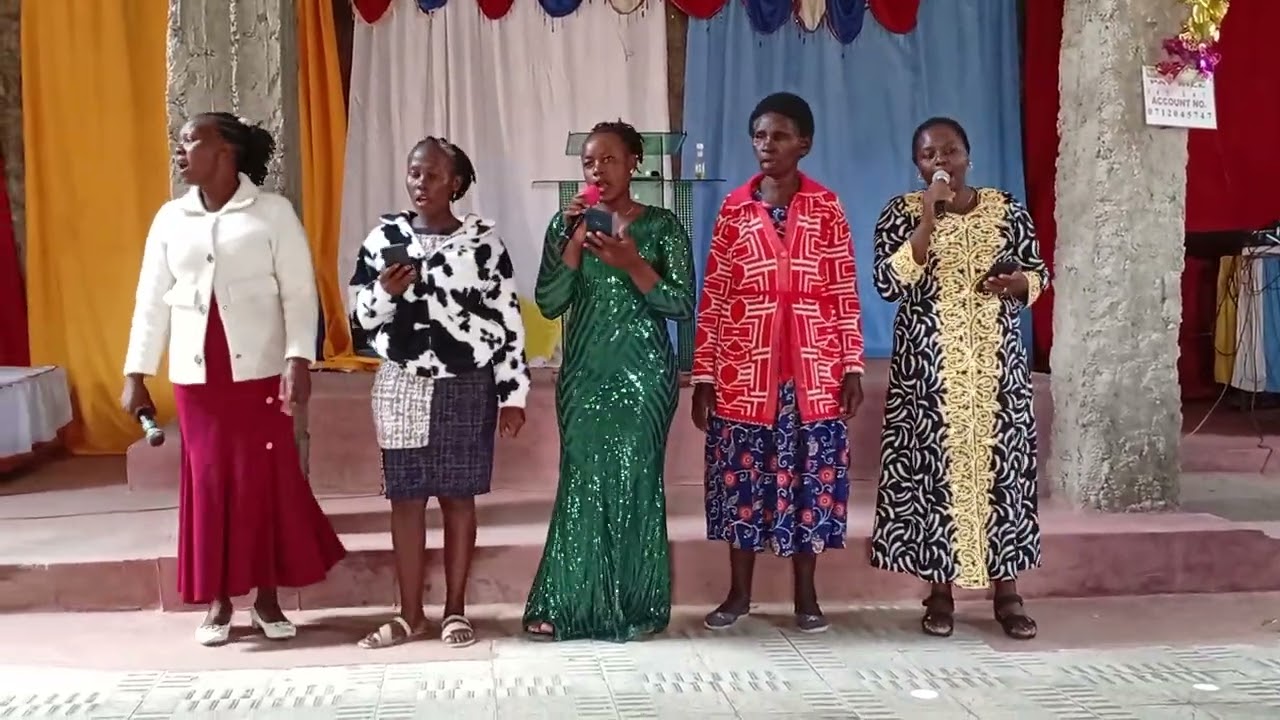 Tala choir live performance 