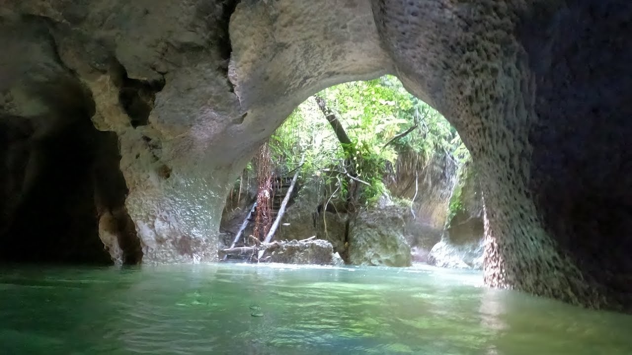 Exploring Tayangban Cave Pool in Siargao #💦