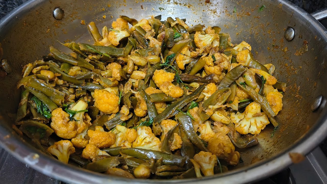 ఈరోజు కాలిఫ్లవర్ చిక్కుడుకాయ కర్రీ😋 #telugulive #cookinglive #couplelive #indianlive