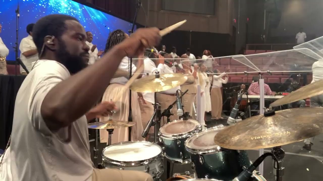 Джонатан Нельсон — «I Believe Island Medley» | Группа TDP