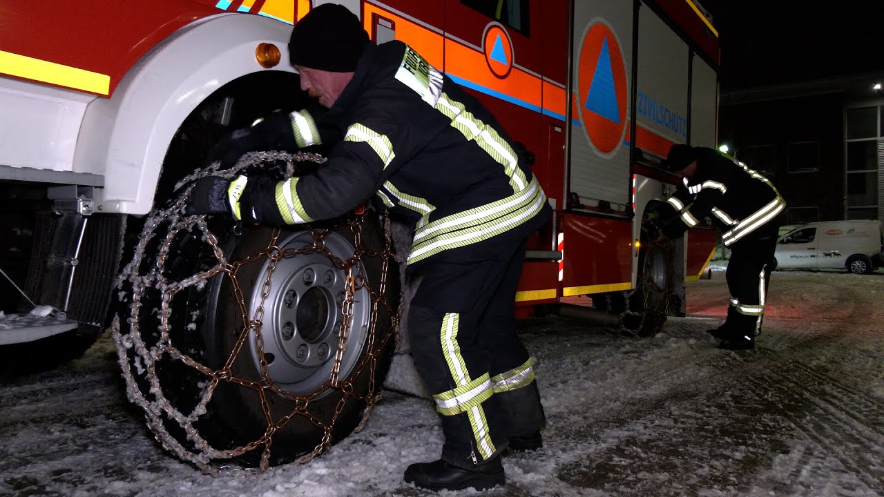 ACHTUNG SCHNEESTURM IM ANMARSCH! - FEUERWEHR MAHNT ZUR VORSICHT