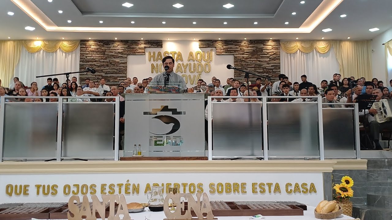 Hno Elias alabando al Señor. IEAD Pilar 