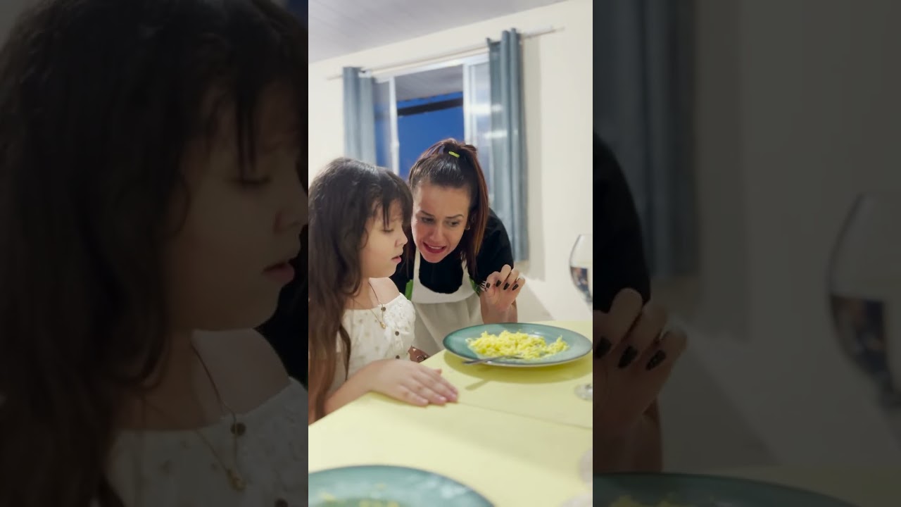 Garotinha milionária trapaceia madrasta interesseira