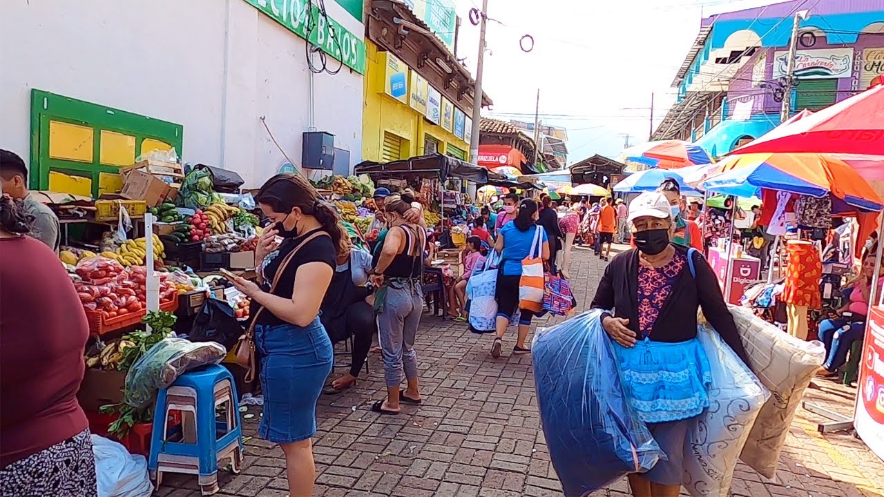 CAMINANDO en el CENTRO de LA UNION El Salvador