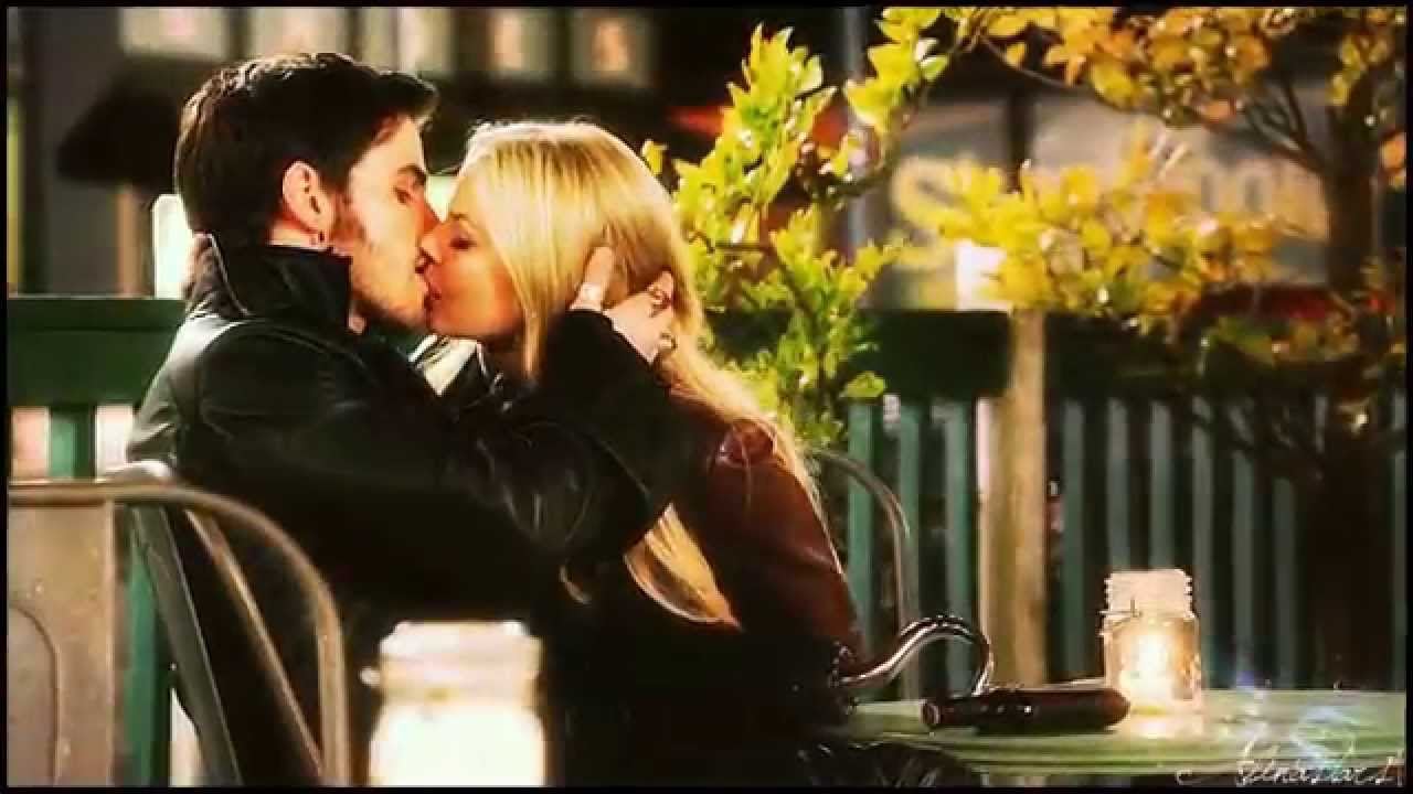 ● Emma & Hook {+ 3x21&3x22} || It's Gonna Be Love