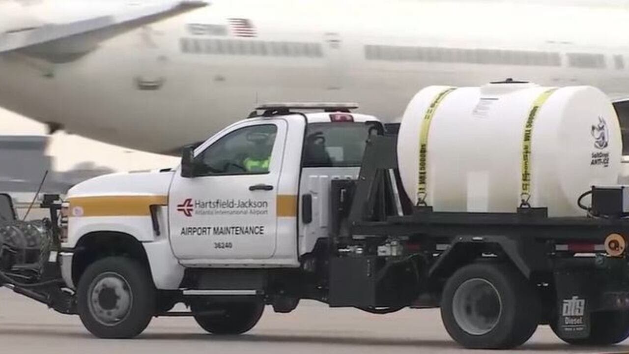 Hartsfield-Jackson airport prepares for possible ice ahead of winter storm
