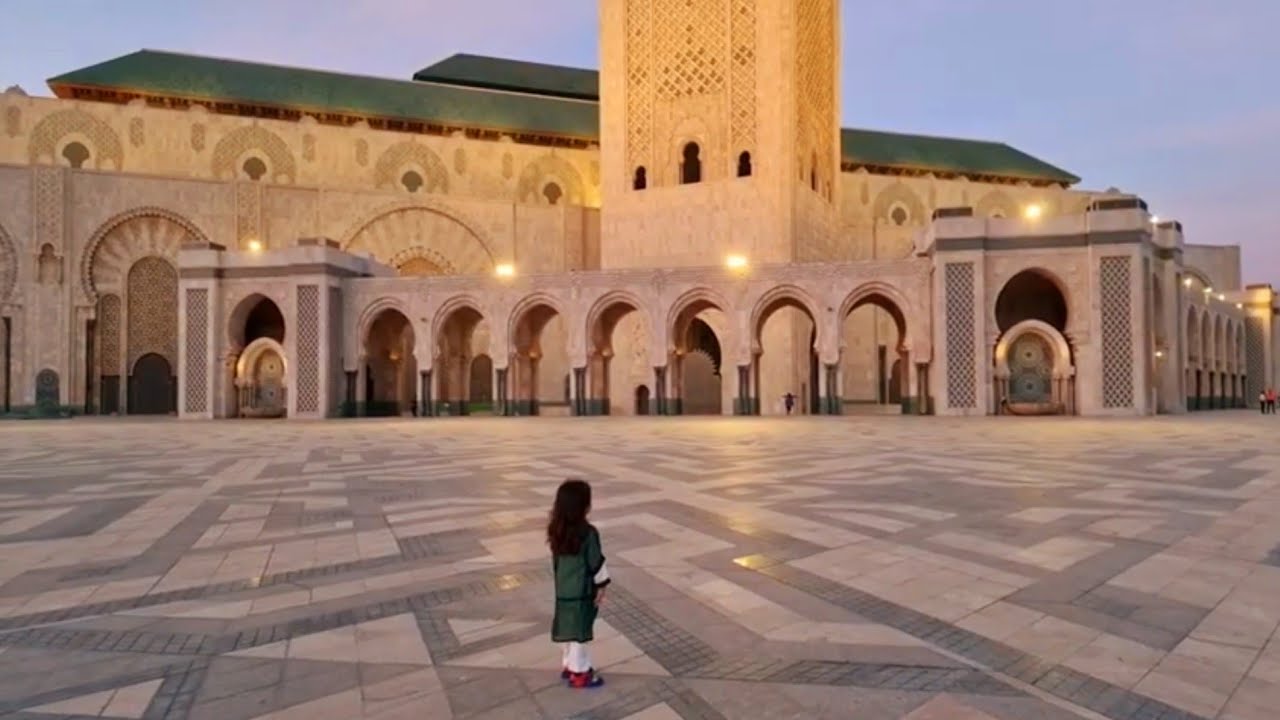 اذان المغرب من مسجد الحسن الثاني  Cadablanca ، Call to Prayer Sunset from Mosque Hassan 2