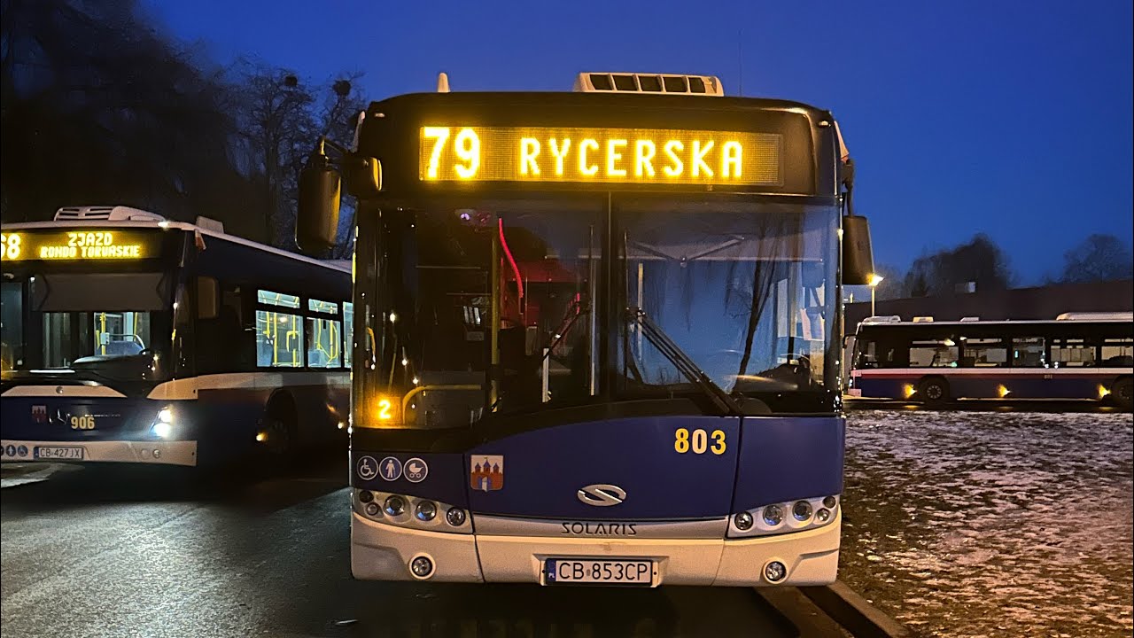 Kompilacja otwierania i zamykania drzwi w autobusach 